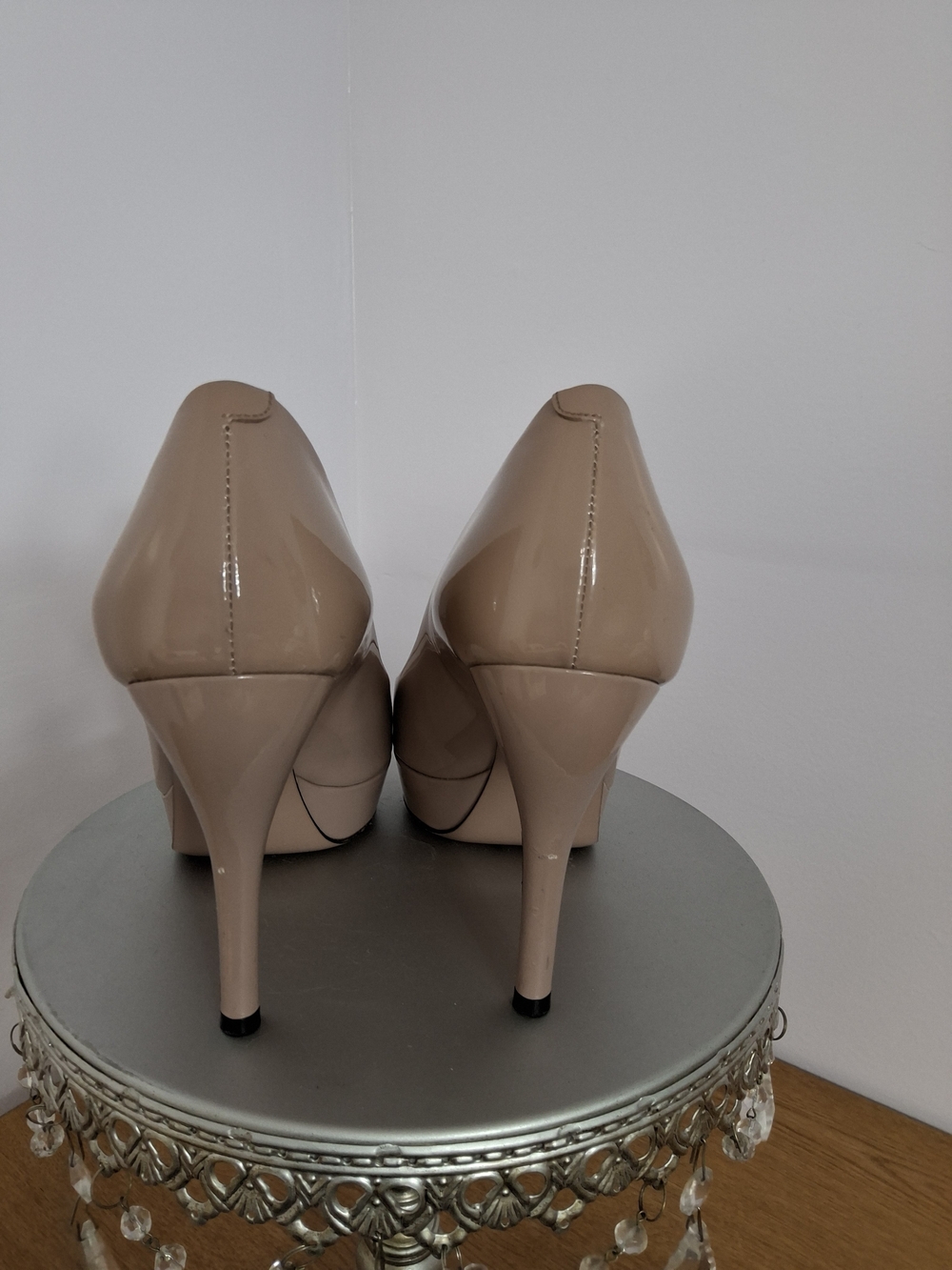 Gucci Blush Patent Leather Peep-Toe Heels - Picture 4 of 10